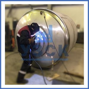 Купить баки и ёмкости из нержавеющей стали от завода УЗСК в Черкесске